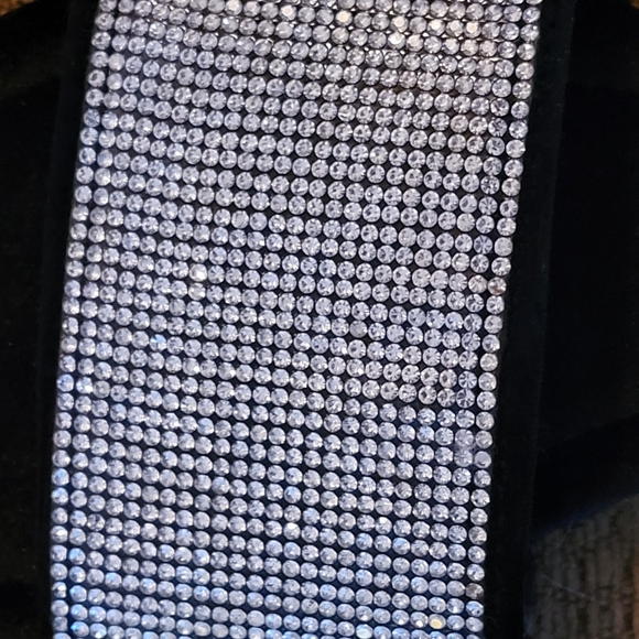 VICTORIAS SECRET RHINESTONE SLIPPER LG. NWOT - Picture 2 of 4